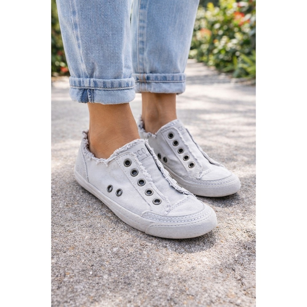 New Lucky Brand Beige Originals Canvas Shoes Women's size 7